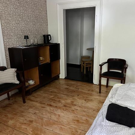Utcara Nyilo Apartman Vác Eksteriør bilde