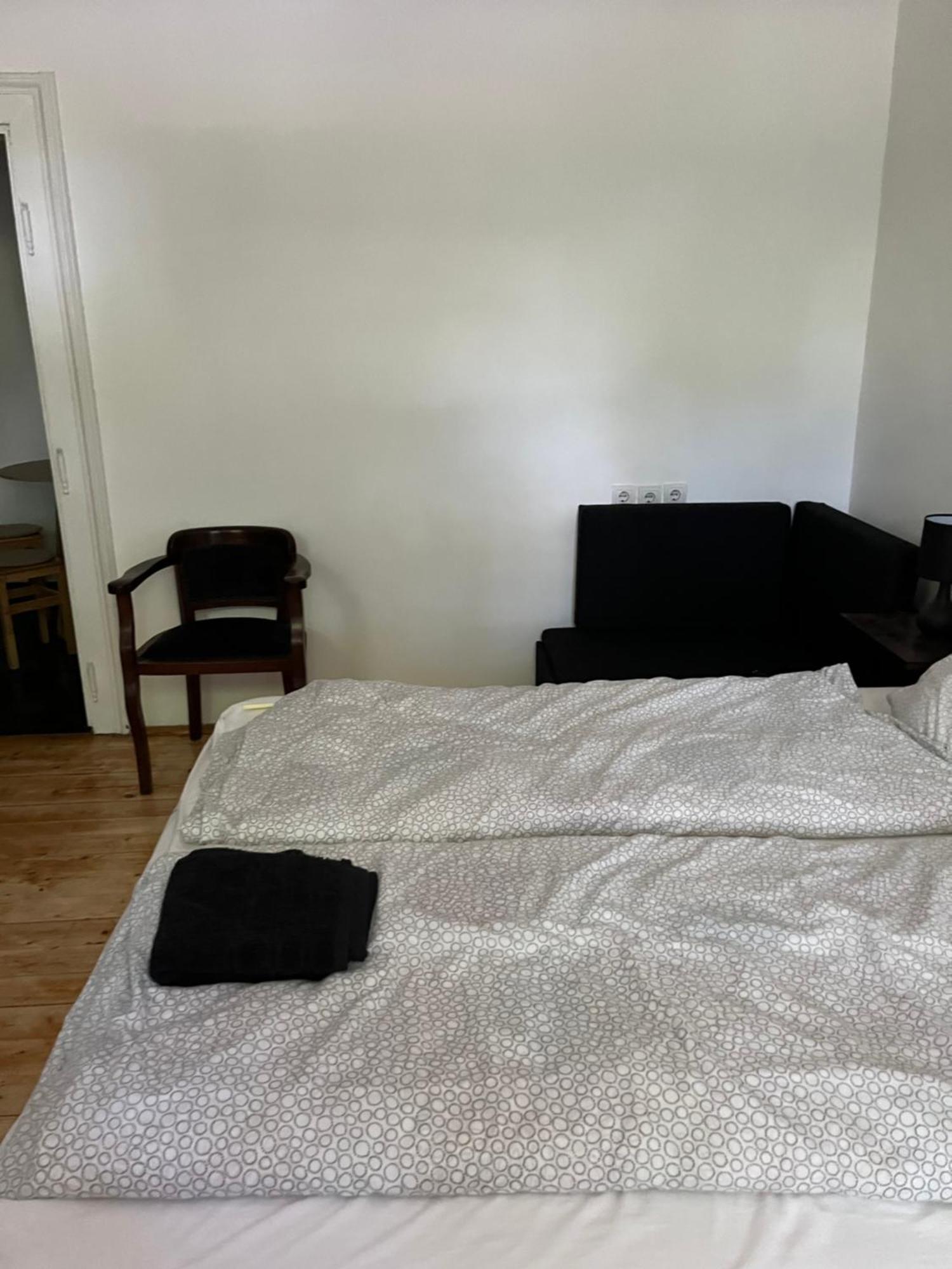 Utcara Nyilo Apartman Vác Eksteriør bilde