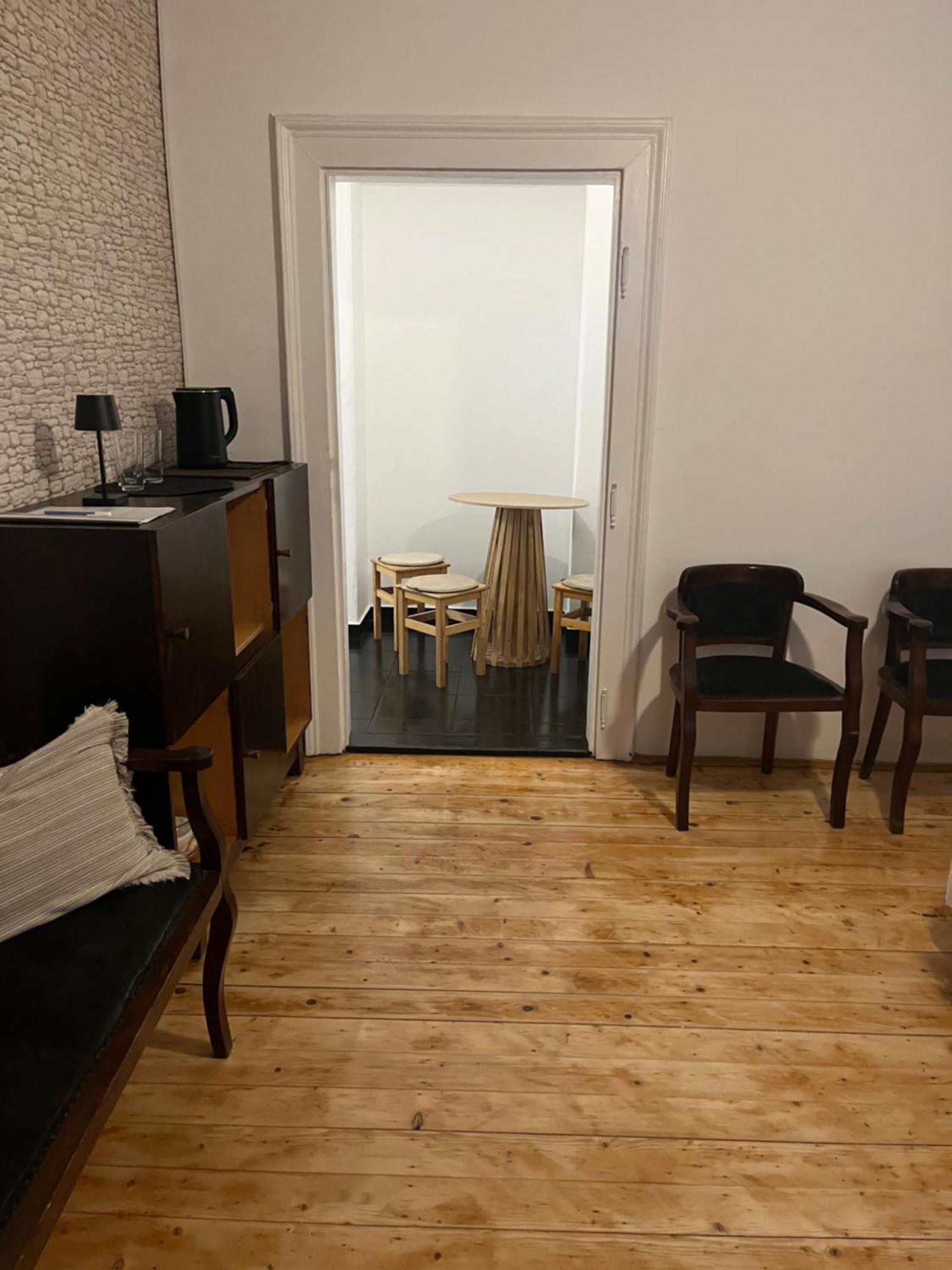 Utcara Nyilo Apartman Vác Eksteriør bilde
